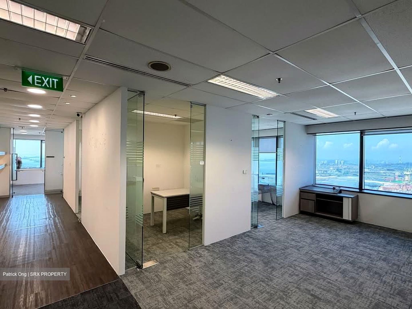 Oue Downtown (D1), Office #547800441